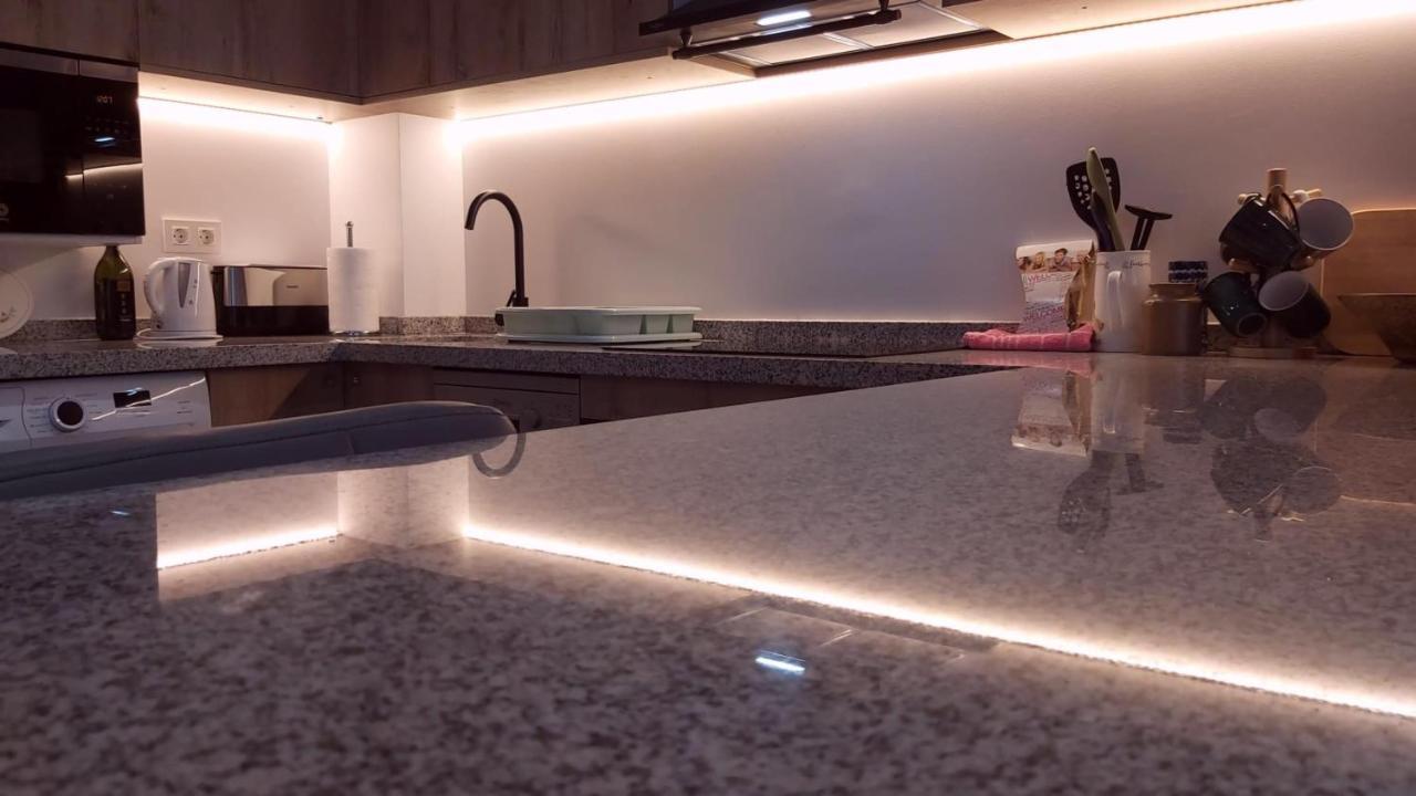 Del Parque Flats Urban Apartment Малага Екстериор снимка