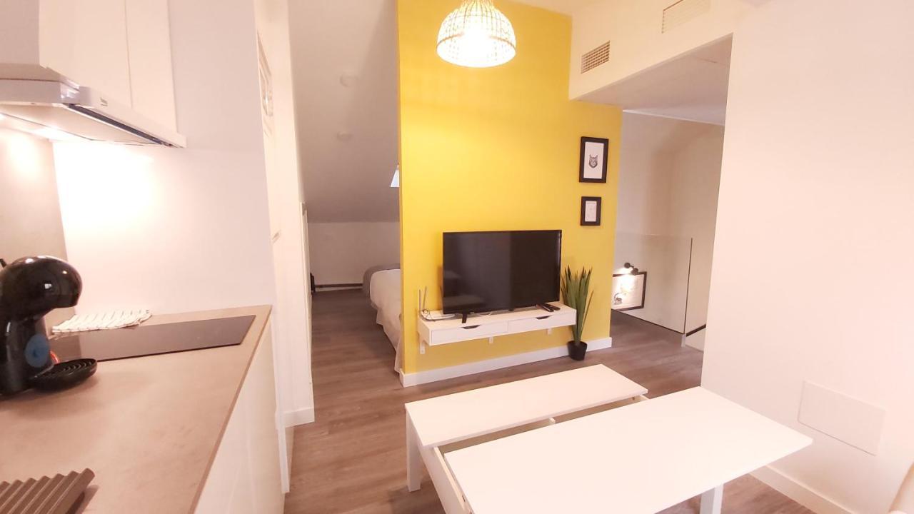 Del Parque Flats Urban Apartment Малага Екстериор снимка